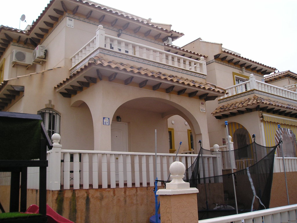 Property for long term rental lets Los Alcazares Murcia  gallery image 1