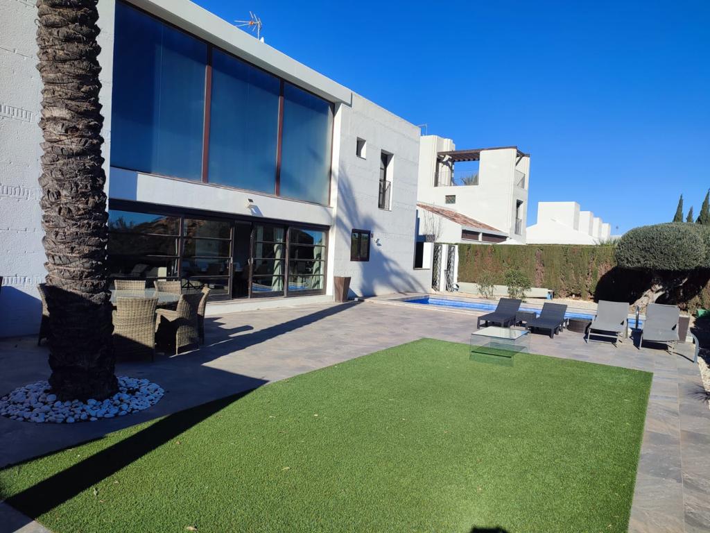 Property for long term rental lets Los Alcazares Murcia  gallery image 2