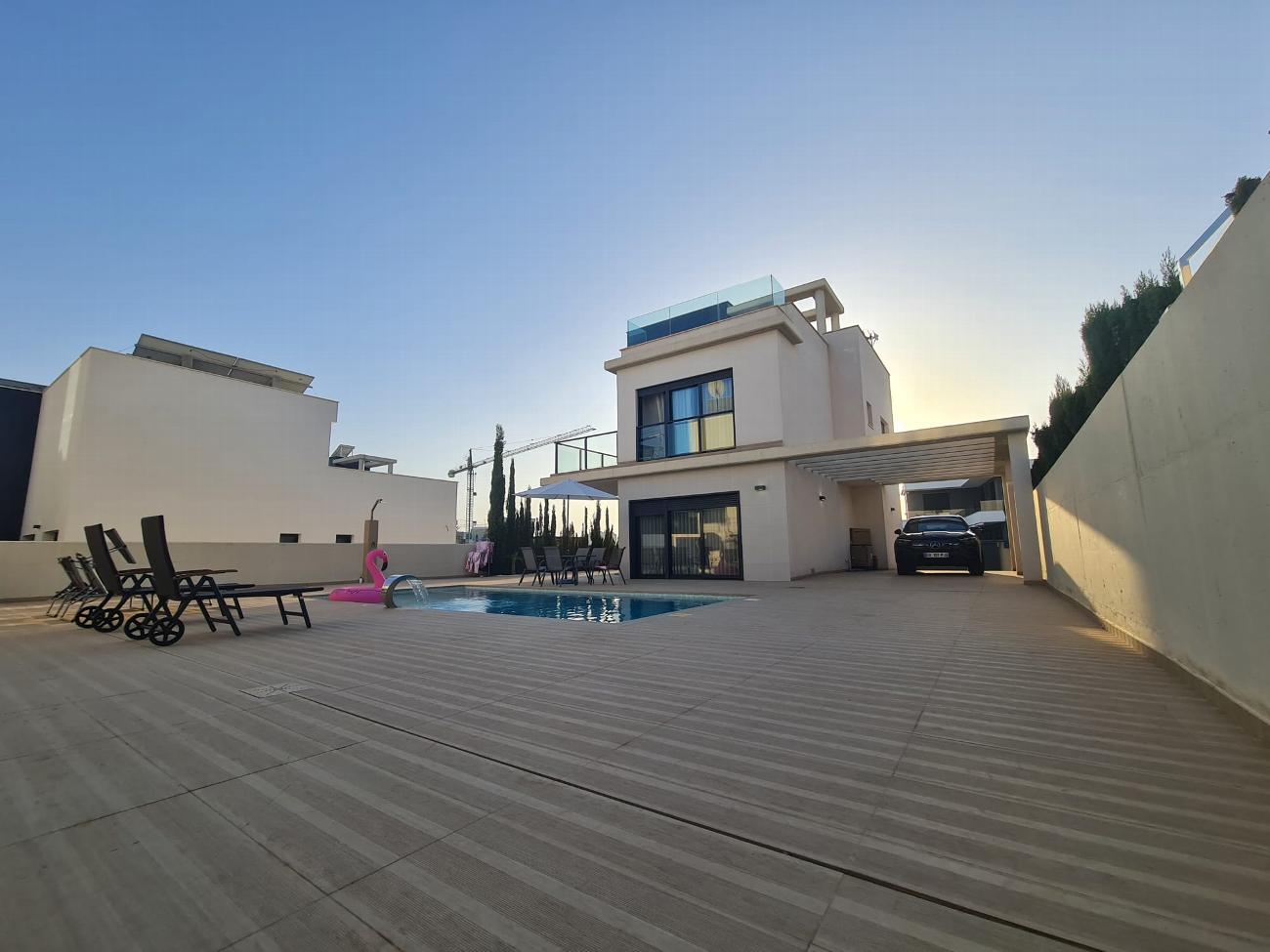 Property for long term rental lets Los Alcazares Murcia  gallery image 1